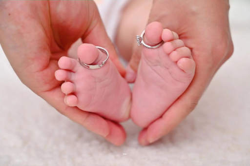 鄄城宝宝脸上长黑点 鄄城宝宝脸上长黑点