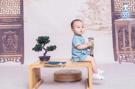 鄄城宝宝吃迷糊奶如何纠正